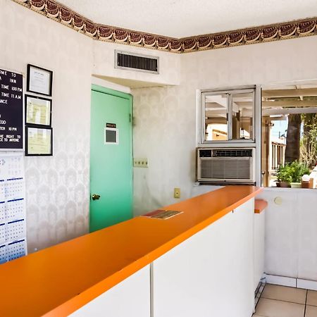 Oyo Hotel Yuma Az - I-8 Us-95 Екстер'єр фото